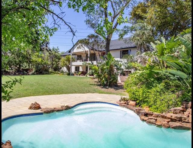 5 BEDROOM HOUSE FOR SALE IN BEAULIEU